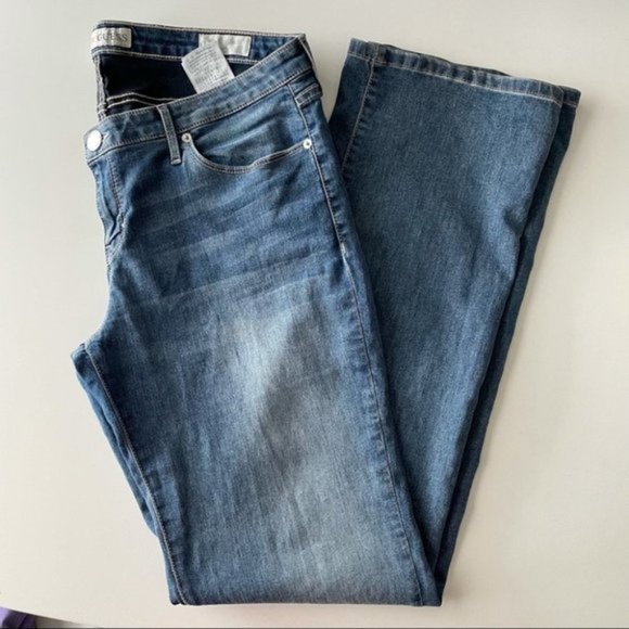 guess Medium Wash Straight Leg Jeans Grace Fit 31 - Picture 2 of 6